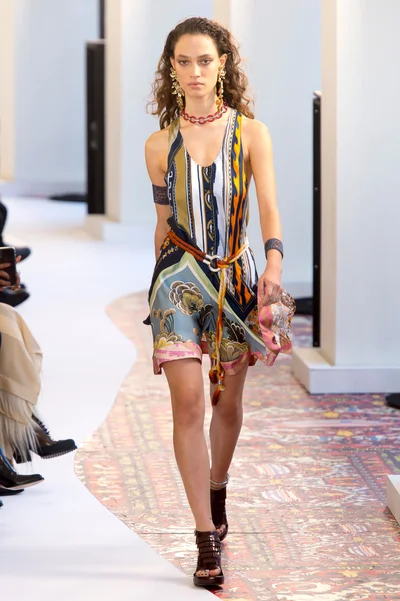 Look 6